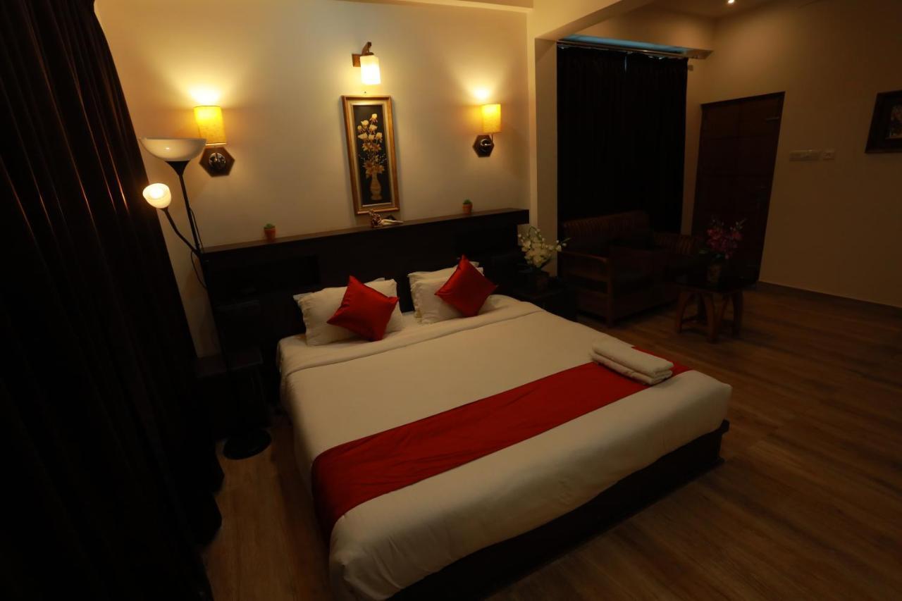 Paddyfield Inn Mananthavady Buitenkant foto