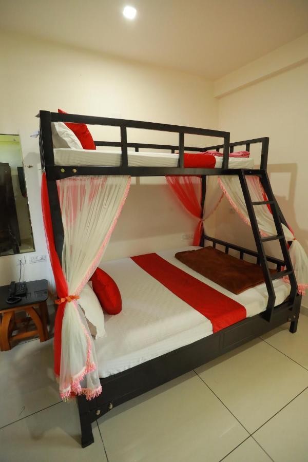 Paddyfield Inn Mananthavady Buitenkant foto